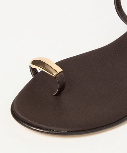 il sandalo of capri(イルサンダロオフカプリ)の「【別注】<il Sandalo of Capri for conte>サテン メタル サンダル(サンダル・レディース・ダークブラウン/ブラック・36/37/38)」の14枚目の写真