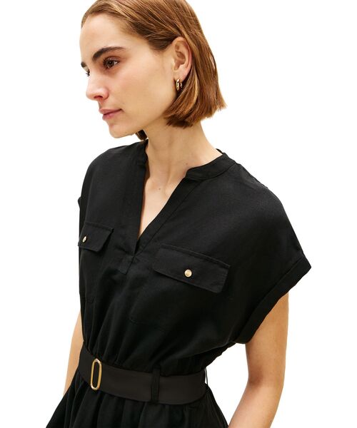 TOMMY HILFIGER(トミーヒルフィガー)の「ビスコースリネンベルテッドショートスリーブワンピース(ワンピース・レディース・ブラック/グリーン・SMALL/MEDIUM/X-SMALL)」の3枚目の写真