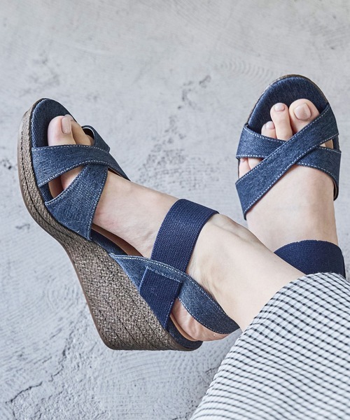 Fashion Letter(ファッションレター)の「日本製 クロスベルトサボサンダル(サンダル・レディース・ネイビー/ブラック/ベージュ・L/M/S/LL)」の5枚目の写真