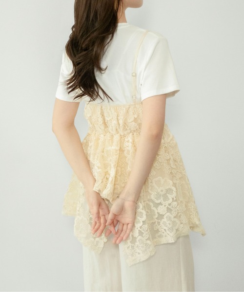 on:nue（オンニュ）の「【on:nue】[着用動画あり！] フラワー刺繍ペプラムビスチェ（キャミソール・レディース・アイボリー/ブラウン・FREE）」の5枚目の写真
