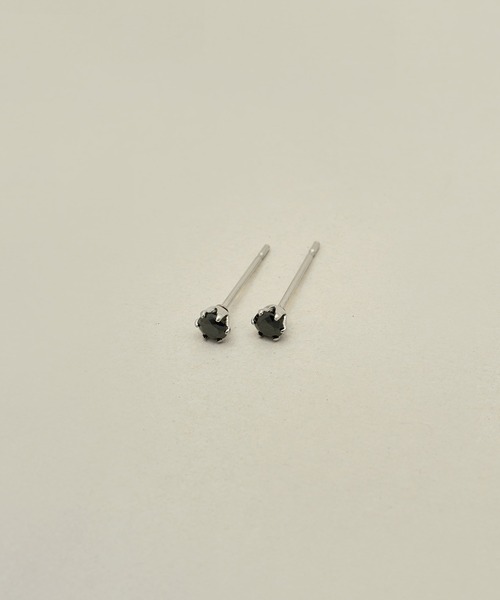 VATSURICA(バツリカ)の「〈LOINE〉金属アレルギー対応 / ステンレス / ガラスストーン スタッドピアス 5mm(ピアス(両耳用)・レディース・ブラック/クリア・FREE)」の10枚目の写真