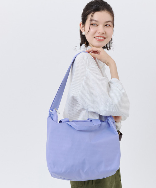LeSportsac(レスポートサック)の「DELUXE EASY CARRY TOTE ペリウィンクルドリーム(トートバッグ・レディース・パープル・FREE)」の1枚目の写真