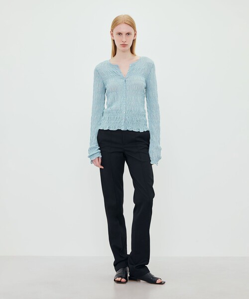 BY MALENE BIRGER(バイマレーネビルガー)の「BY MALENE BIRGER EBBA クルーネックカーディガン(カーディガン/ボレロ・レディース・ブラック/ライトブルー・S)」の3枚目の写真