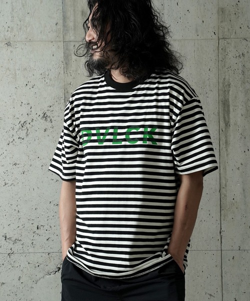 DEVILOCK（デビロック）の「DEVILOCK LOGO BORDER TEE（Tシャツ/カットソー・メンズ・ブラック/ホワイト×ブラック/ブラック×ホワイト・MEDIUM/LARGE/X-LARGE）」の7枚目の写真