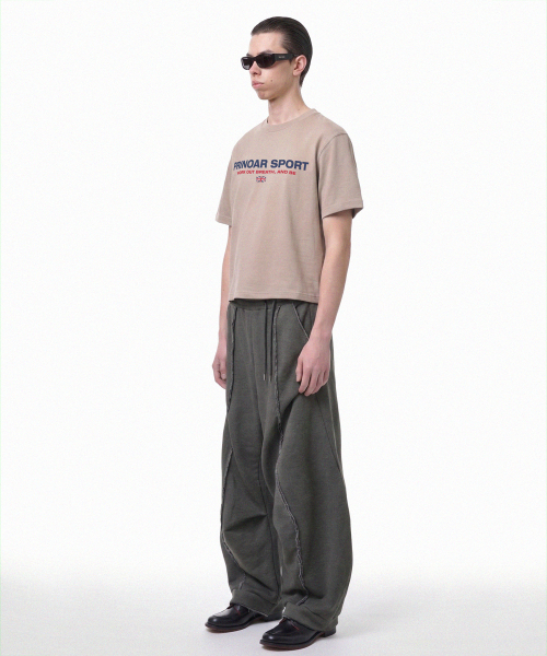 PRINOAR(プリノア)の「スポーツセミクロップ半袖Tシャツ - ジンジャーベージュ(Tシャツ/カットソー・レディース・ベージュ・SMALL/MEDIUM/LARGE)」の5枚目の写真