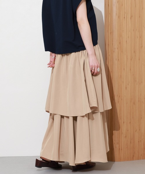 Re:EDIT(リエディ)の「ティアードフレアスカート(スカート・レディース・ベージュ・L)」の11枚目の写真