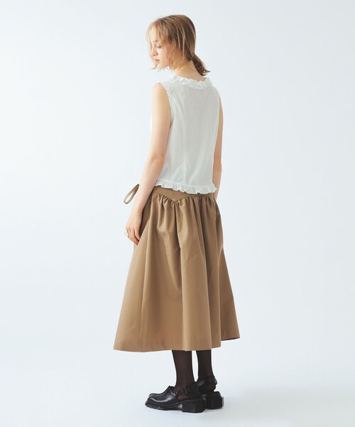 Ray BEAMS(レイビームス)の「フリル トリム ノースリーブ(シャツ/ブラウス・レディース・ホワイト/サックスブルー・ONE SIZE)」の5枚目の写真