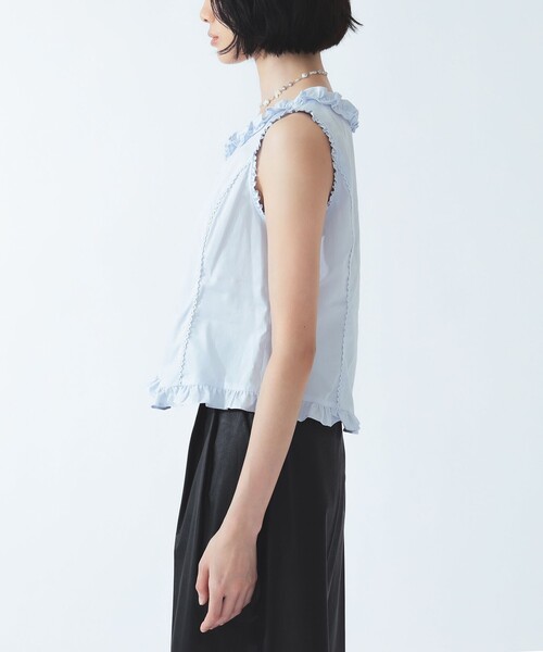 Ray BEAMS(レイビームス)の「フリル トリム ノースリーブ(シャツ/ブラウス・レディース・ホワイト/サックスブルー・ONE SIZE)」の16枚目の写真