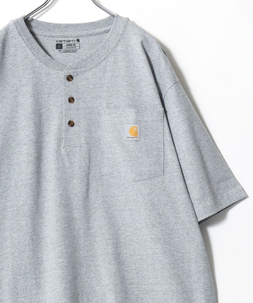 Carhartt(カーハート)の「2026SS Carhartt/カーハート オーバーサイズ ワンポイントロゴ ポケット付 ヘンリーネックTシャツ(Tシャツ/カットソー・メンズ・グレー/ネイビー/ブラック/オリーブ/チャコール・M/L/XL)」の1枚目の写真