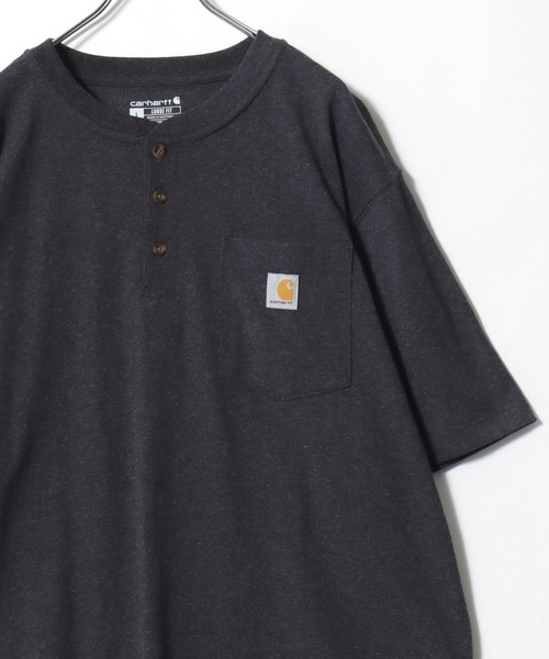 Carhartt(カーハート)の「2026SS Carhartt/カーハート オーバーサイズ ワンポイントロゴ ポケット付 ヘンリーネックTシャツ(Tシャツ/カットソー・メンズ・グレー/ネイビー/ブラック/オリーブ/チャコール・M/L/XL)」の3枚目の写真