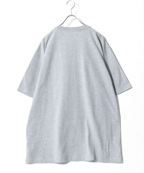 Carhartt(カーハート)の「2026SS Carhartt/カーハート オーバーサイズ ワンポイントロゴ ポケット付 ヘンリーネックTシャツ(Tシャツ/カットソー・メンズ・グレー/ネイビー/ブラック/オリーブ/チャコール・M/L/XL)」の7枚目の写真