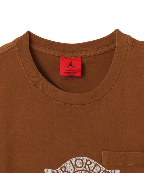 JORDAN BRAND(ジョーダンブランド)の「JORDAN BRAND M J FLT ES 85 W PKT SS CRW / ジョーダン ブランド FLT ES 85 W PKT S/S クルー/NIKE【SP】(Tシャツ/カットソー・メンズ・ホワイト/ブルー/ブラック/ブラウン・M/S/L/XL/XXL/3XL)」の16枚目の写真