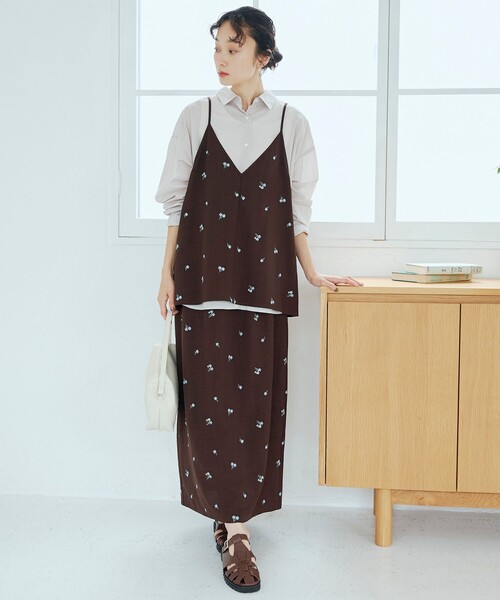 coen(コーエン)の「【セットアップ対応】フラワー刺繍 2wayキャミソールチュニックビスチェ(キャミソール・レディース・ダークブラウン/ブラック・FREE)」の9枚目の写真
