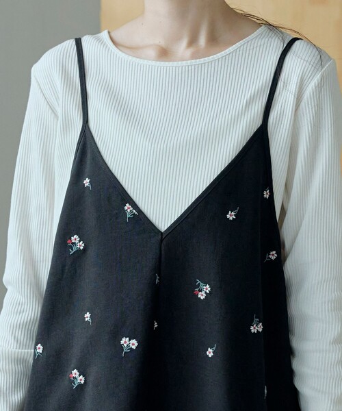 coen(コーエン)の「【セットアップ対応】フラワー刺繍 2wayキャミソールチュニックビスチェ(キャミソール・レディース・ダークブラウン/ブラック・FREE)」の22枚目の写真