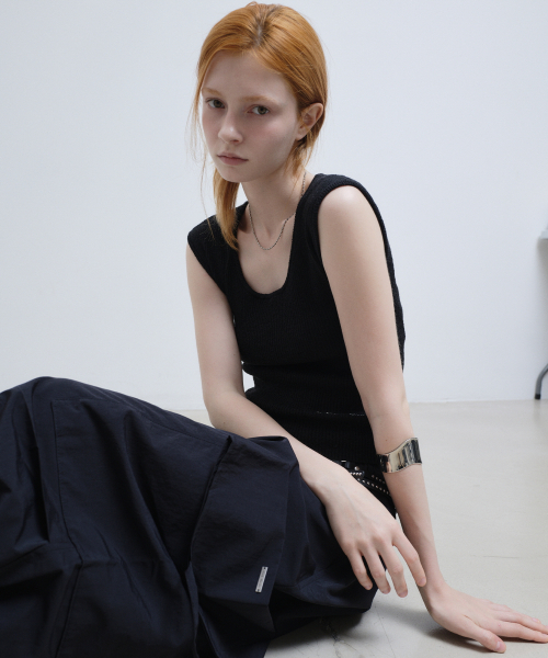 NICK&NICOLE(ニックアンドニコール)の「BOUCLE U-NECK SLEEVELESS_BLACK(Tシャツ/カットソー・レディース・その他・FREE)」の3枚目の写真