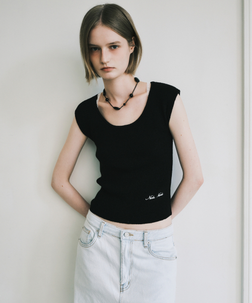 NICK&NICOLE(ニックアンドニコール)の「BOUCLE U-NECK SLEEVELESS_BLACK(Tシャツ/カットソー・レディース・その他・FREE)」の4枚目の写真