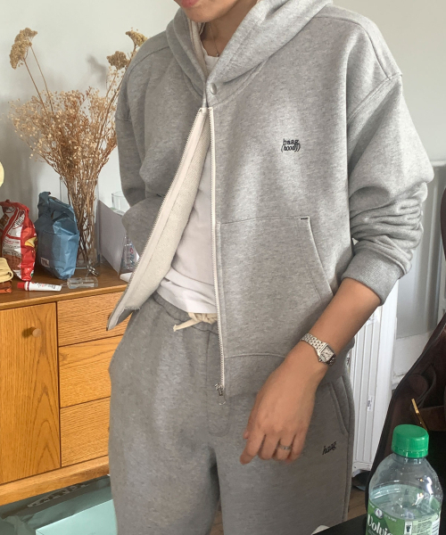 haag（ヘイグ）の「a zip-up hoodie (grey)（パーカー・レディース・その他・FREE）」の14枚目の写真