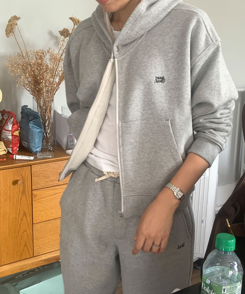 haag（ヘイグ）の「a zip-up hoodie (grey)（パーカー・レディース・その他・FREE）」の17枚目の写真