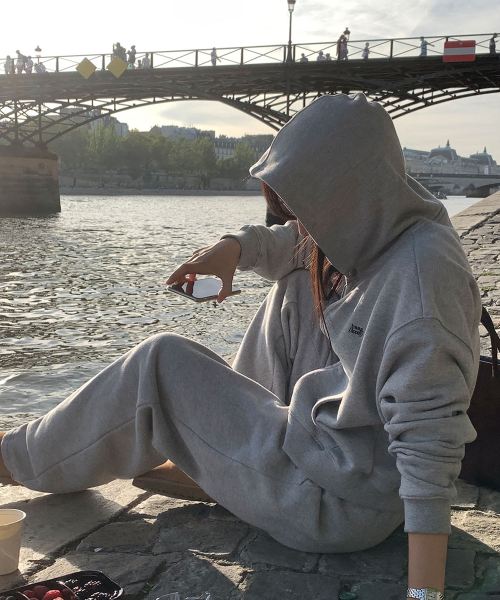 haag（ヘイグ）の「a zip-up hoodie (grey)（パーカー・レディース・その他・FREE）」の13枚目の写真