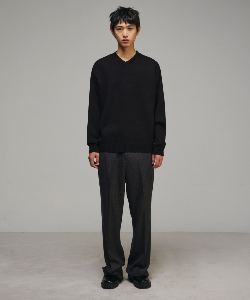 SIGNATURE（シグネチャ）の「Vネックリラックスニット[ブラック]（ニット/セーター・レディース・その他・MEDIUM）」の7枚目の写真