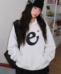 ドットロゴハート刺繍フーディー