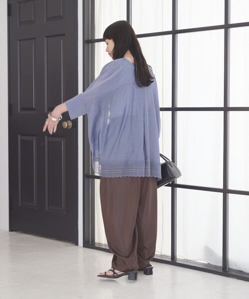 AMERICAN HOLIC(アメリカンホリック)の「レザー調サテンパンツ(その他パンツ・レディース・ブラウン/ブラック・M/L)」の9枚目の写真