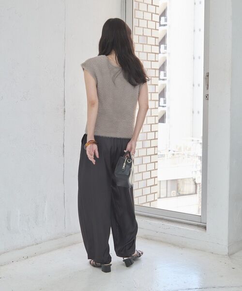 AMERICAN HOLIC(アメリカンホリック)の「レザー調サテンパンツ(その他パンツ・レディース・ブラウン/ブラック・M/L)」の16枚目の写真