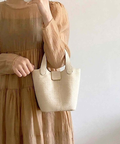 TONE SELECT GOODS（トーンセレクトグッズ）の「Liaa/インポーチ付き  ミニトートバッグ ハンドバッグ A18857（ハンドバッグ・レディース・アイボリー/ブラック/ブラウン・FREE）」の6枚目の写真