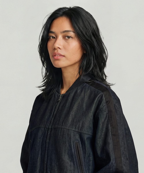 G-STAR（ジースター）の「Souvenir Bomber/ライトウェイトデニムクロップドボンバージャケット（ブルゾン・レディース・ダークインディゴブルー・X-SMALL）」の3枚目の写真