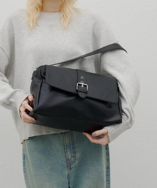 CIAOPANIC TYPY(チャオパニックティピー)の「:【ZOZO限定】フラップデザイン2WAYBAG(ショルダーバッグ・レディース・ダークブラウン/ブラック・ONE SIZE)」の1枚目の写真