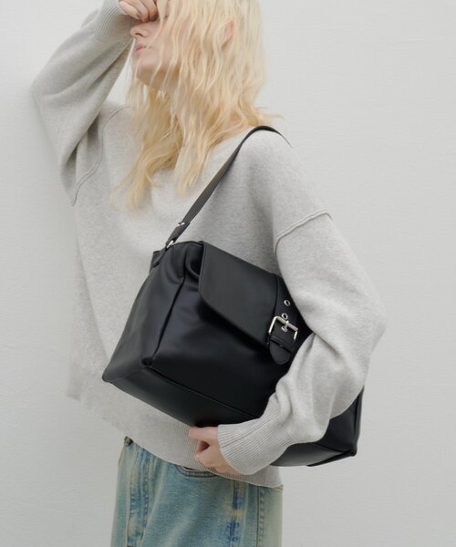 CIAOPANIC TYPY(チャオパニックティピー)の「:【ZOZO限定】フラップデザイン2WAYBAG(ショルダーバッグ・レディース・ダークブラウン/ブラック・ONE SIZE)」の7枚目の写真