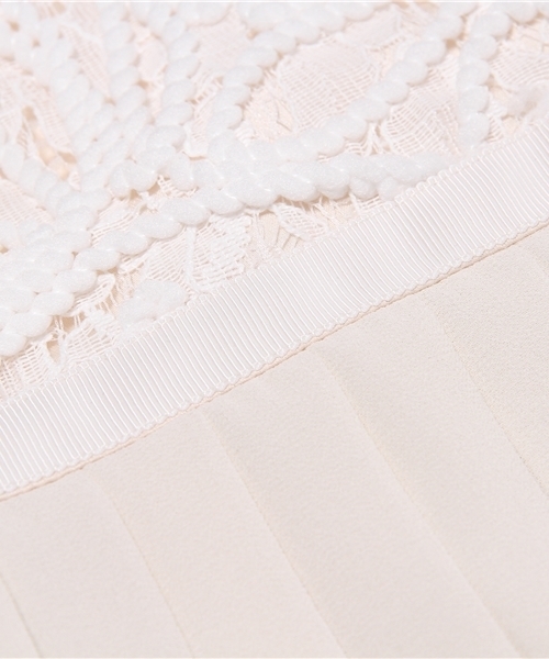 LIMITLESS LUXURY（リミットレスラグジュアリー）の「LACE プリーツDRESS◆（ワンピース・レディース・ホワイト/ブラック・36/38）」の12枚目の写真