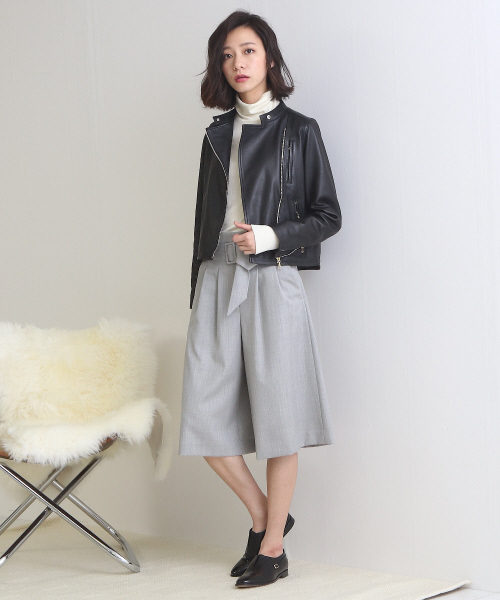 Abahouse Devinette(ドゥヴィネット)の「ダブルラムライダースブルゾン【GINGER 2017年11月号 P.62掲載】(ライダースジャケット・レディース・ブラック/ブラウン/ピンク系その他/その他/キャメル・1/2/36/38)」の6枚目の写真