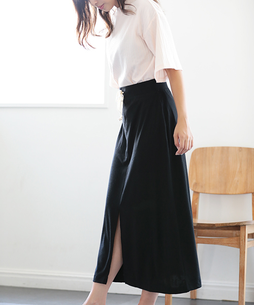 Denime（ドゥニーム）の「ニットソーマキシスカート（スカート・レディース・グレー/ブラック・FREE）」の9枚目の写真