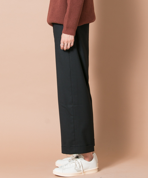 URBAN RESEARCH(アーバンリサーチ)の「UR ウールワイドアンクルトラウザー(スラックス・メンズ・グレー/チャコールグレー/ブラック・LARGE/MEDIUM)」の5枚目の写真