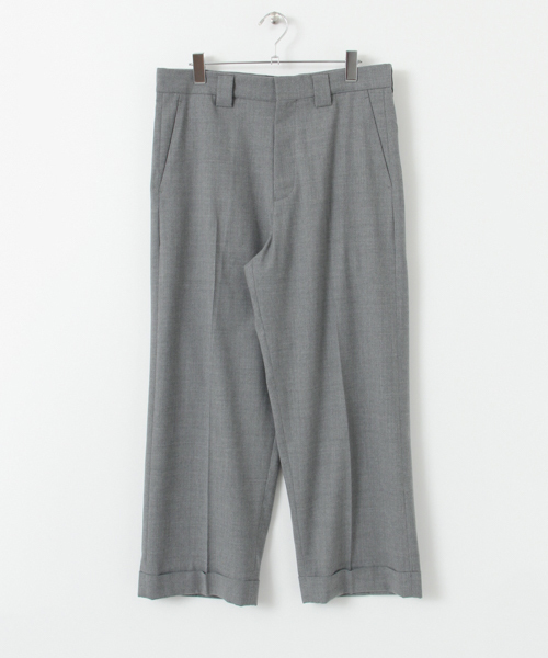 URBAN RESEARCH(アーバンリサーチ)の「UR ウールワイドアンクルトラウザー(スラックス・メンズ・グレー/チャコールグレー/ブラック・LARGE/MEDIUM)」の17枚目の写真