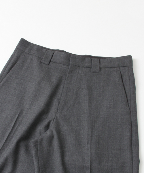 URBAN RESEARCH(アーバンリサーチ)の「UR ウールワイドアンクルトラウザー(スラックス・メンズ・グレー/チャコールグレー/ブラック・LARGE/MEDIUM)」の18枚目の写真