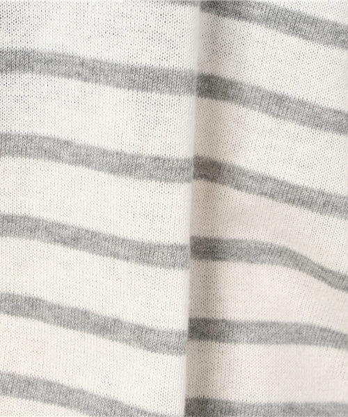 LBC（エルビーシー）の「袖リブ長袖プルオーバー（ニット/セーター・レディース・オフホワイト/グレー/ブルー・LARGE/MEDIUM）」の6枚目の写真