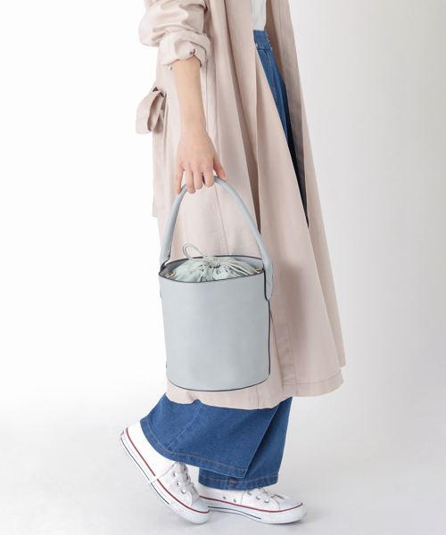 UR SELECT（ユーアールセレクト）の「バケツトート（ショルダーバッグ・レディース・ブラック/ライトブルー/ベージュ・FREE）」の3枚目の写真