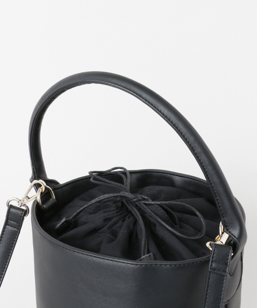 UR SELECT（ユーアールセレクト）の「バケツトート（ショルダーバッグ・レディース・ブラック/ライトブルー/ベージュ・FREE）」の18枚目の写真