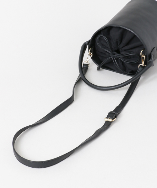 UR SELECT（ユーアールセレクト）の「バケツトート（ショルダーバッグ・レディース・ブラック/ライトブルー/ベージュ・FREE）」の7枚目の写真