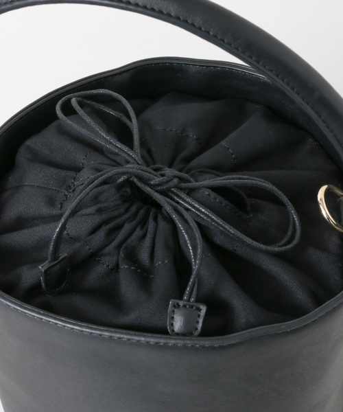 UR SELECT（ユーアールセレクト）の「バケツトート（ショルダーバッグ・レディース・ブラック/ライトブルー/ベージュ・FREE）」の9枚目の写真