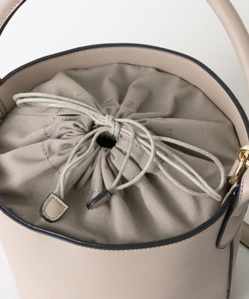 UR SELECT（ユーアールセレクト）の「バケツトート（ショルダーバッグ・レディース・ブラック/ライトブルー/ベージュ・FREE）」の11枚目の写真
