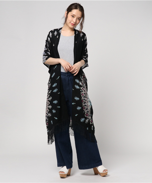 チャイハネ（チャイハネ）の「【チャイハネ】フリンジロングカーディガン（カーディガン/ボレロ・レディース・ホワイト×ブルー/ブラック/ホワイト/ベージュ/マルチ/ホワイト系その他/ブラック×ピンク/ベージュ系その他/ブルー系その他/ホワイト系その他2/レッド/ブラック×ブルー/ベージュ系その他2・FREE）」の21枚目の写真