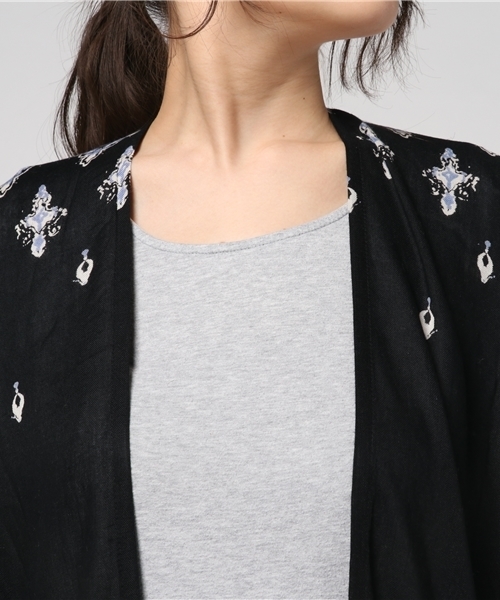 チャイハネ（チャイハネ）の「【チャイハネ】フリンジロングカーディガン（カーディガン/ボレロ・レディース・ホワイト×ブルー/ブラック/ホワイト/ベージュ/マルチ/ホワイト系その他/ブラック×ピンク/ベージュ系その他/ブルー系その他/ホワイト系その他2/レッド/ブラック×ブルー/ベージュ系その他2・FREE）」の17枚目の写真