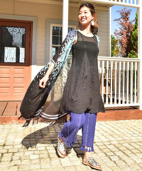 チャイハネ（チャイハネ）の「【チャイハネ】フリンジロングカーディガン（カーディガン/ボレロ・レディース・ホワイト×ブルー/ブラック/ホワイト/ベージュ/マルチ/ホワイト系その他/ブラック×ピンク/ベージュ系その他/ブルー系その他/ホワイト系その他2/レッド/ブラック×ブルー/ベージュ系その他2・FREE）」の6枚目の写真