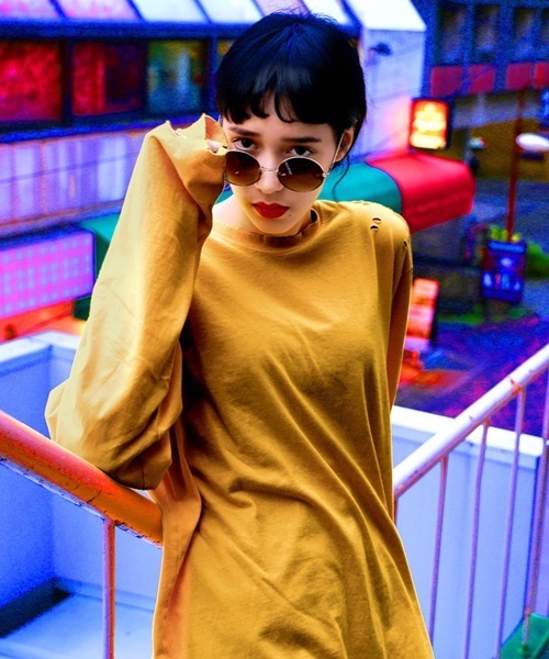 PUNYUS（プニュズ）の「クラッシュロンT（Tシャツ/カットソー・レディース・レッド/マスタード/ブラック/ホワイト・3/4/1/2）」の6枚目の写真