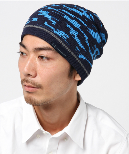 UNDER ARMOUR（アンダーアーマー）の「ニットキャップ ビーニー UA MEN'S REV GRAPHIC BEANIE 1300076（ニットキャップ/ビーニー・メンズ・ブラック/ブルー/グレー・ﾌﾘ-）」の3枚目の写真
