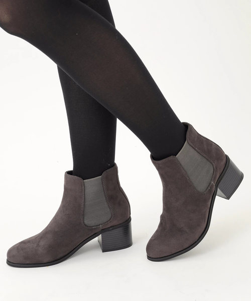 earth music&ecology（アースミュージックアンドエコロジー）の「サイドゴアブーツ（ブーツ・レディース・グレー/ブラック/グレイッシュベージュ・L/M/S）」の2枚目の写真