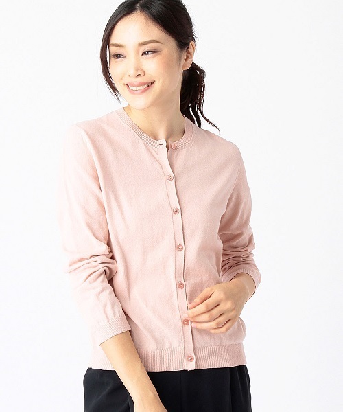 COMME CA ISM(コムサイズム)の「パステルカラー クルーネックカーディガン(カーディガン/ボレロ・レディース・サックスブルー/グレー/ピンク/イエロー/ネイビー/ホワイト・LARGE/MEDIUM/SMALL)」の6枚目の写真